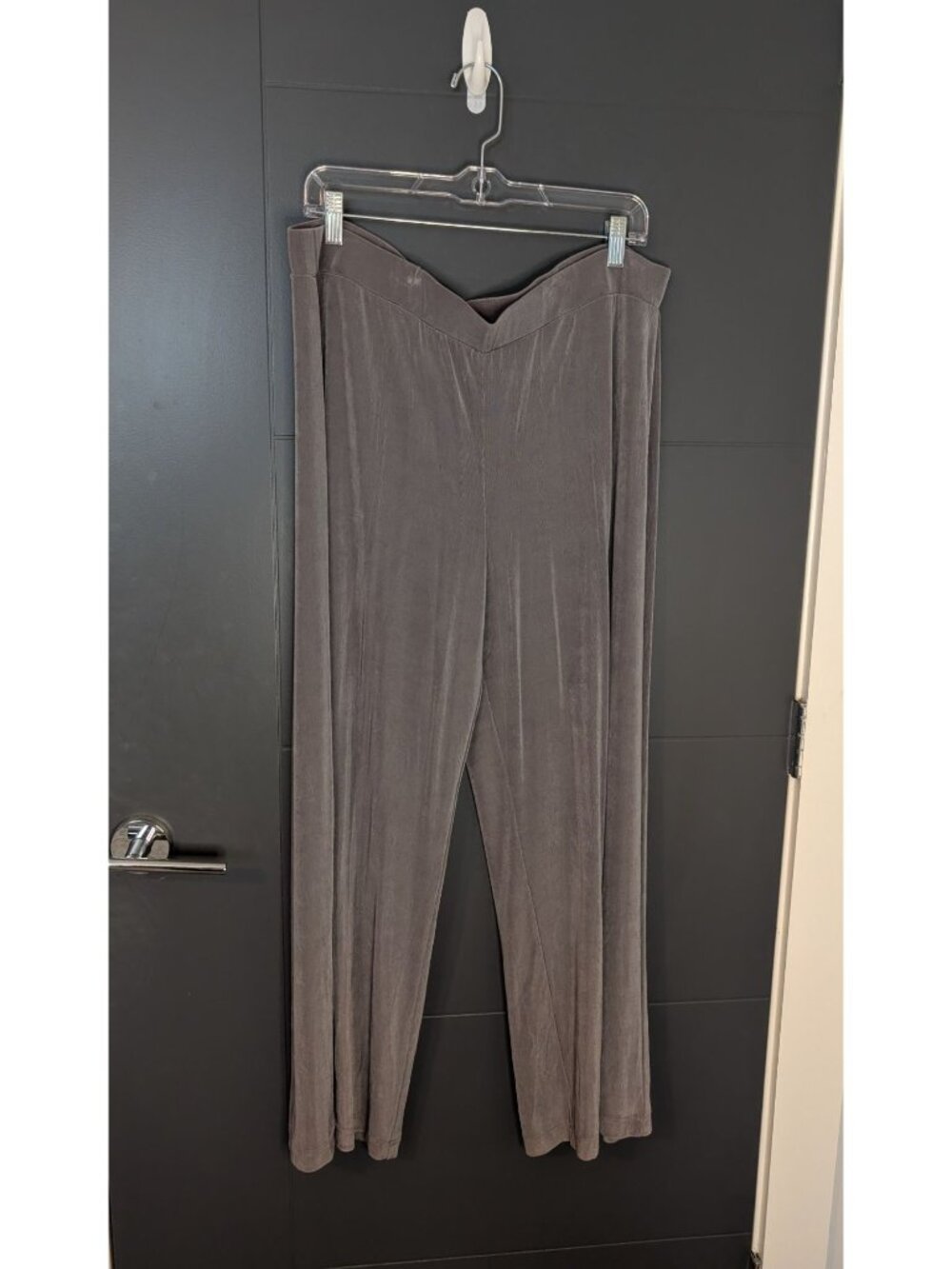 Chicos Travelers Gray Pull-On Wide-Leg Pants Size 3 Tall